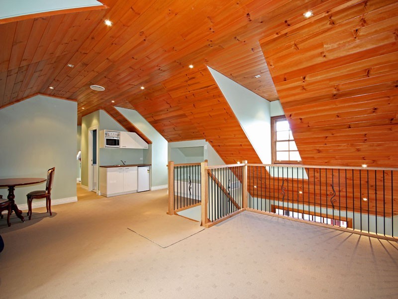 120 Mount View Close, Razorback NSW 2571
