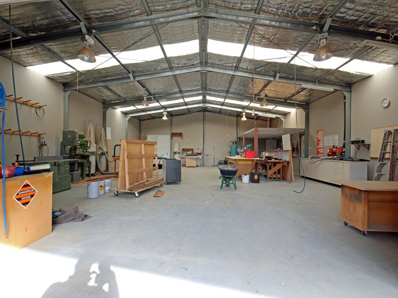120 Mount View Close, Razorback NSW 2571