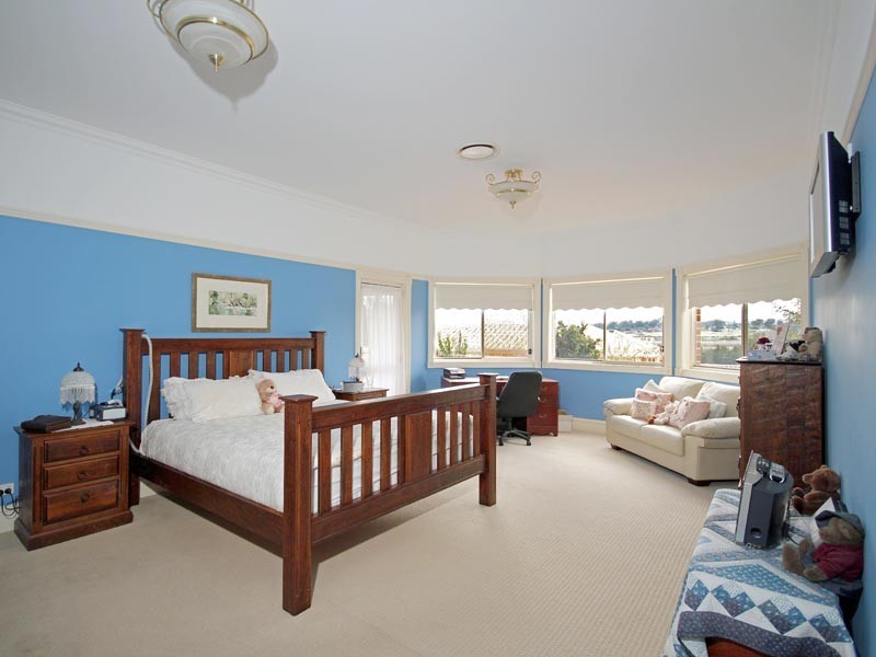 26 Sunnyside Drive, Camden NSW 2570
