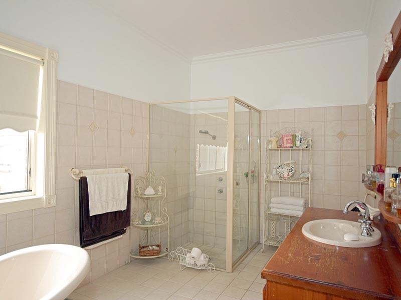 26 Sunnyside Drive, Camden NSW 2570