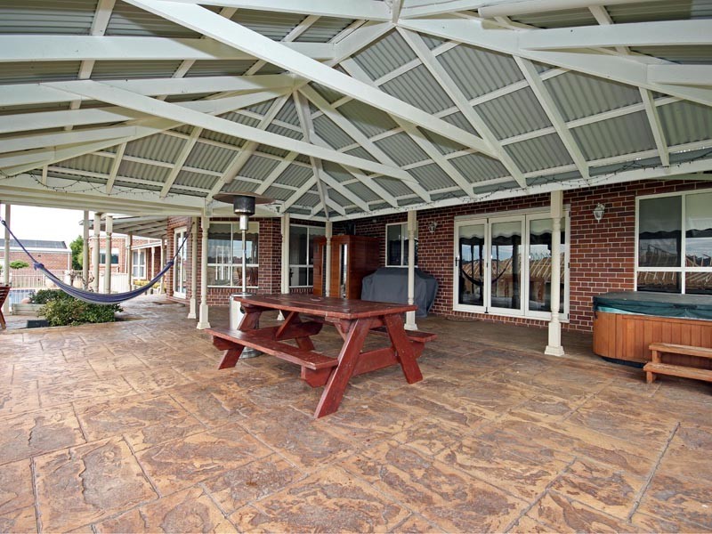 26 Sunnyside Drive, Camden NSW 2570