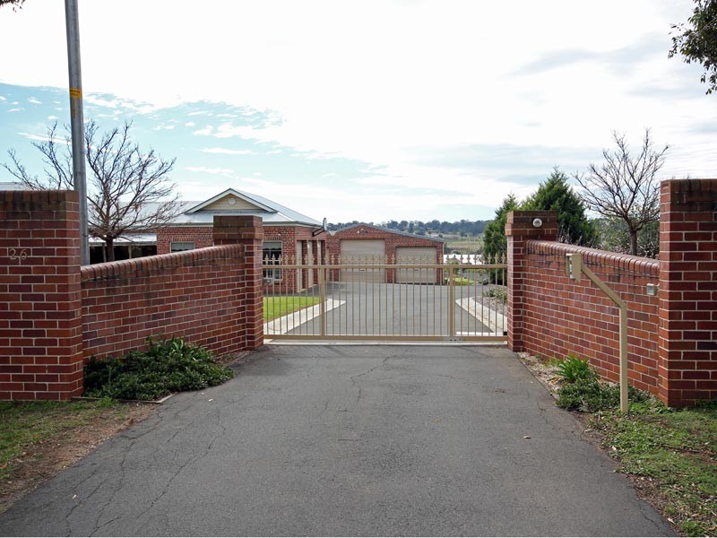 26 Sunnyside Drive, Camden NSW 2570