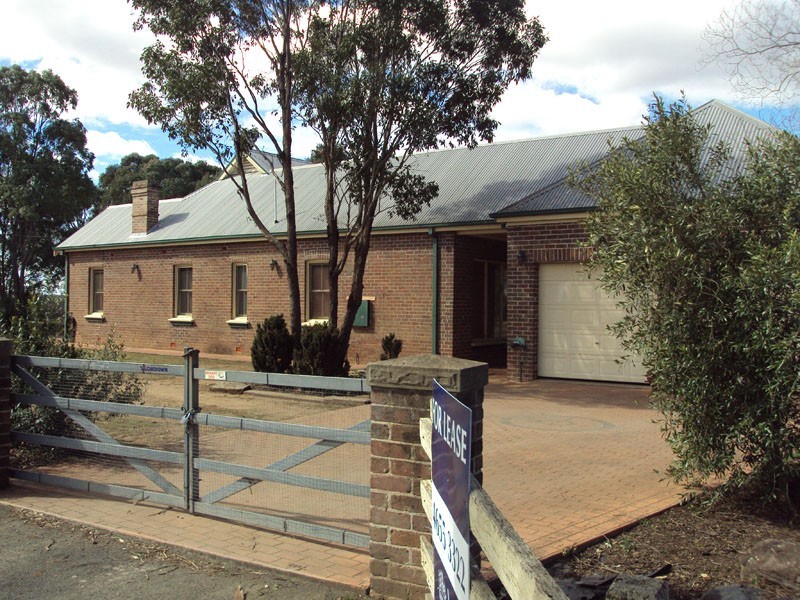 220 Macquarie Grove Rd, Kirkham NSW 2570