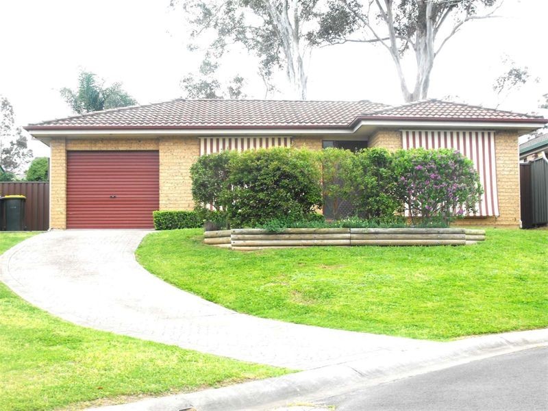 6 Moran Place, Currans Hill NSW 2567