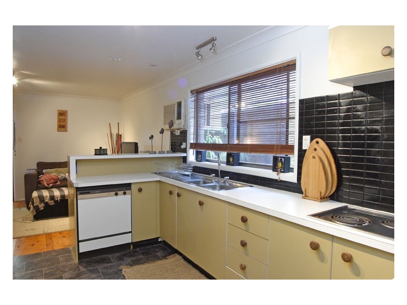 6 Wheeler Avenue, Camden South NSW 2570