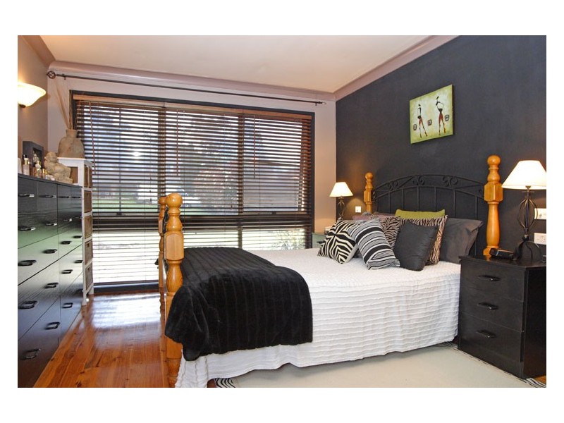 6 Wheeler Avenue, Camden South NSW 2570