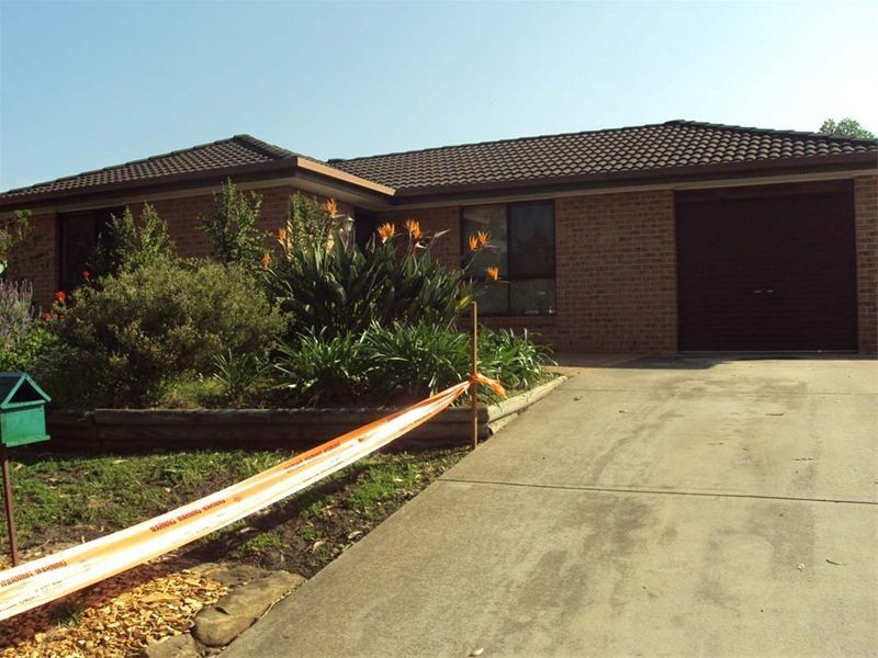 5 Mary Anne Place, Mount Annan NSW 2567