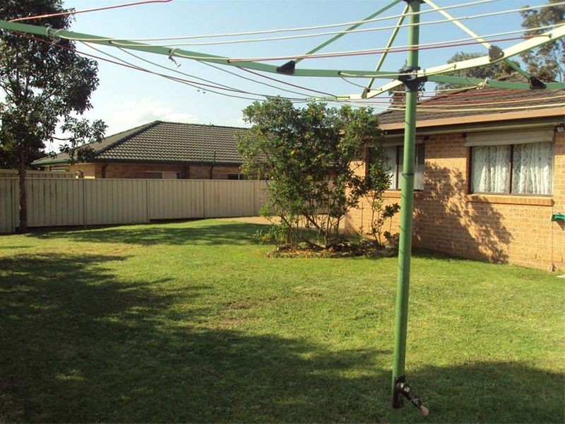 5 Mary Anne Place, Mount Annan NSW 2567