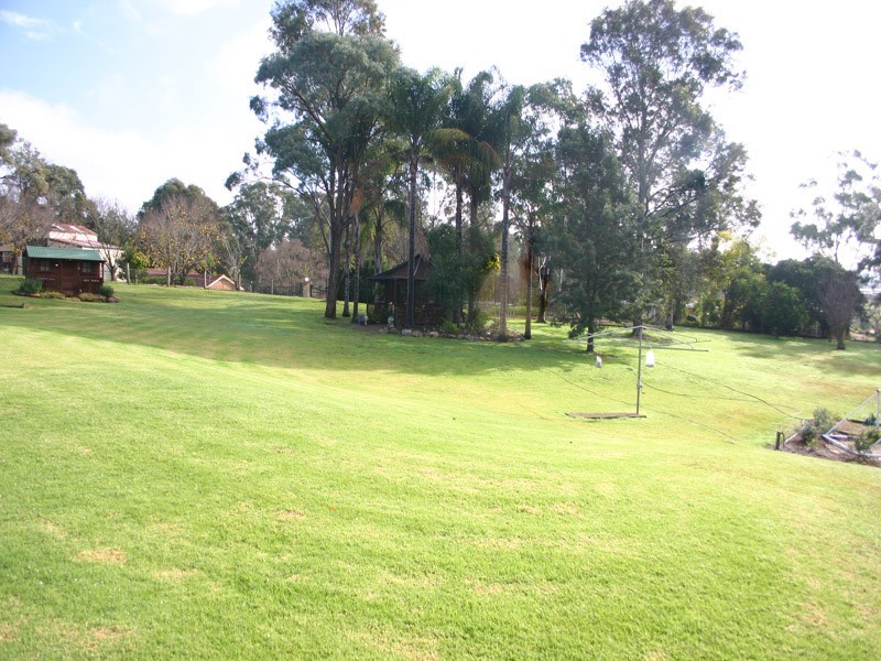 15 Centennial Lane, Ellis Lane NSW 2570