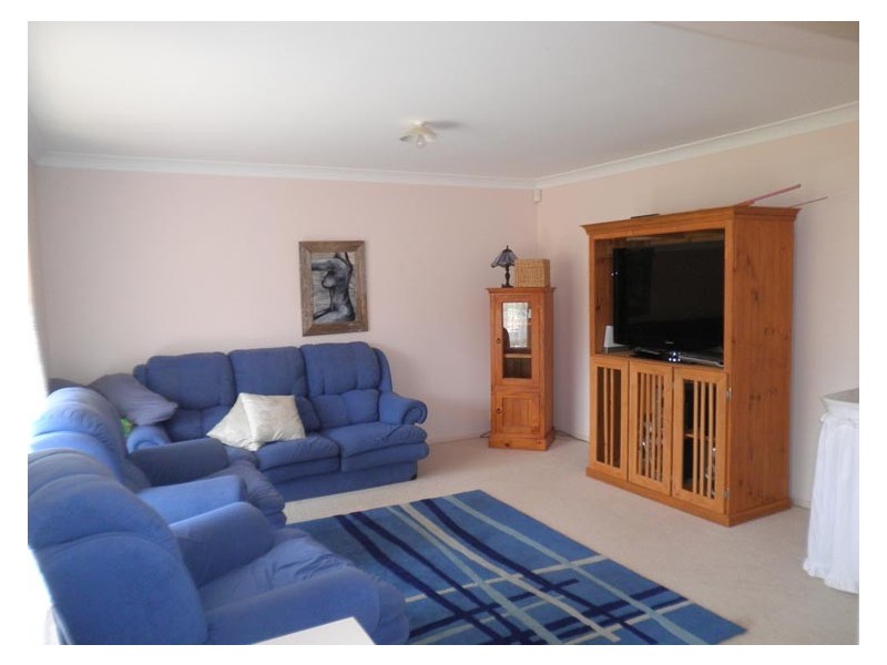 15 Dore Place, Mount Annan NSW 2567