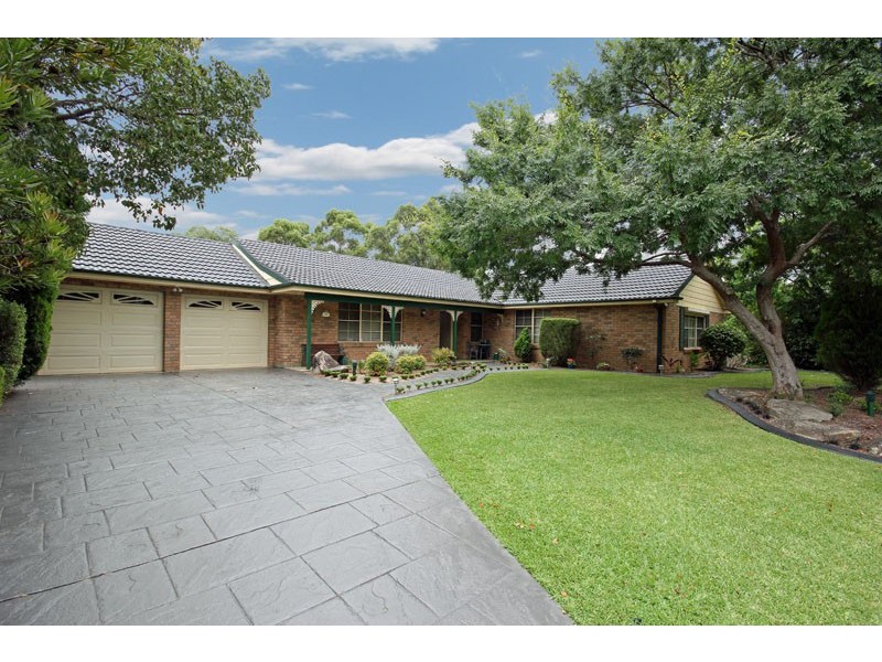 18  Glen Alpine Drive, Glen Alpine NSW 2560