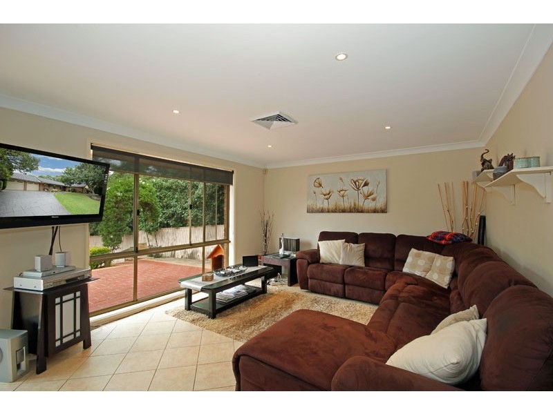 18  Glen Alpine Drive, Glen Alpine NSW 2560