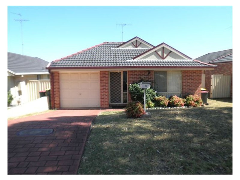 15 Lackey Place, Currans Hill NSW 2567