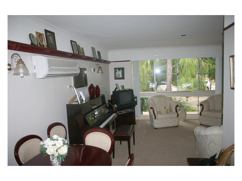 6 Peppin Place, Elderslie NSW 2570