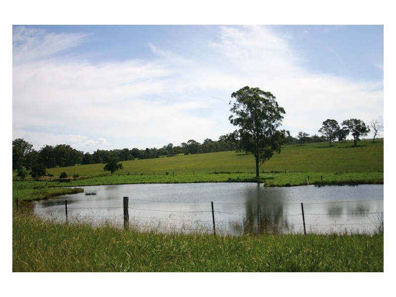 60 Quarry Road, The Oaks NSW 2570