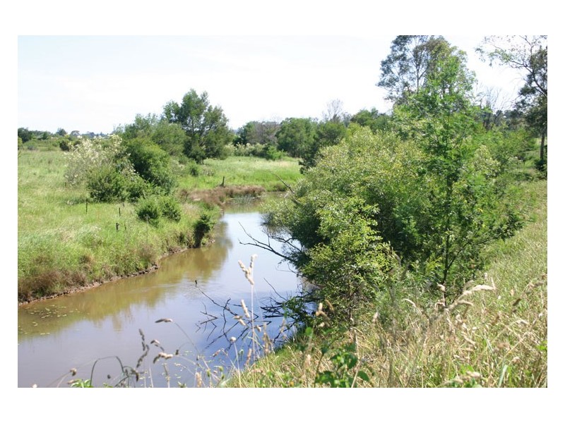 60 Quarry Road, The Oaks NSW 2570