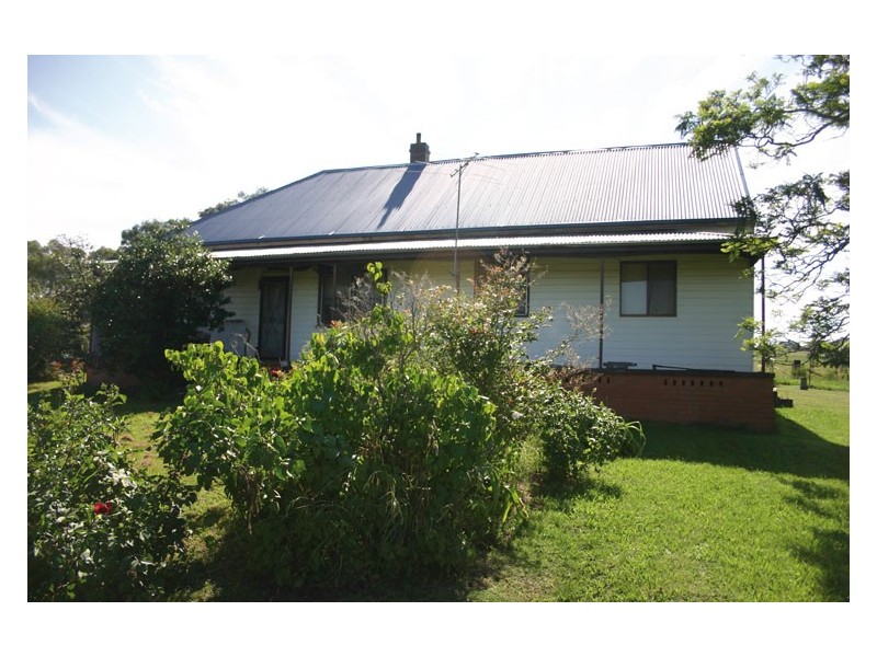 60 Quarry Road, The Oaks NSW 2570