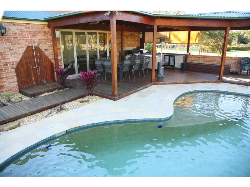 80  Kelvin Park Drive, Bringelly NSW 2556