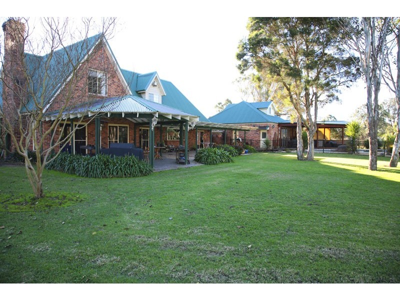 80  Kelvin Park Drive, Bringelly NSW 2556