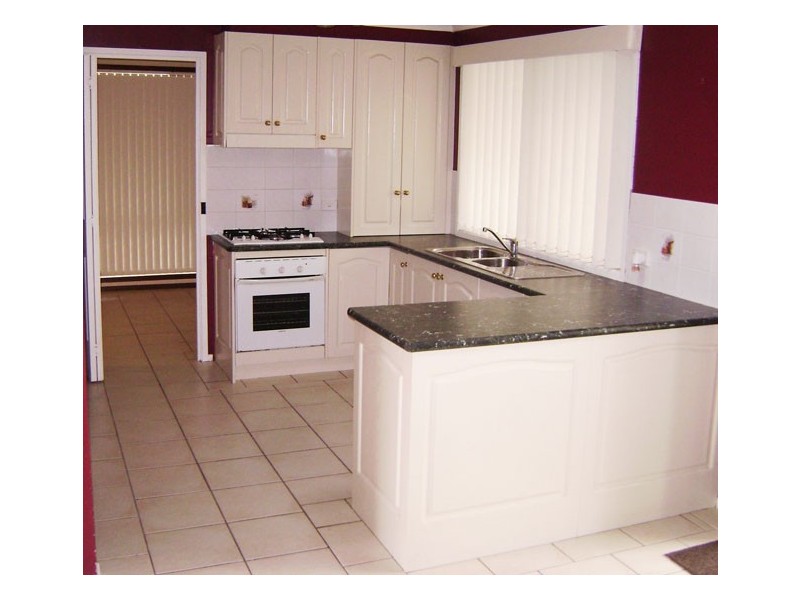 68 Southdown Road, Elderslie NSW 2570