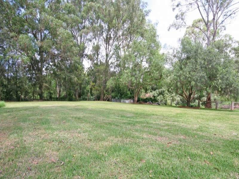 25 Smalls Road, Grasmere NSW 2570