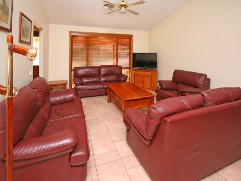 25 Smalls Road, Grasmere NSW 2570