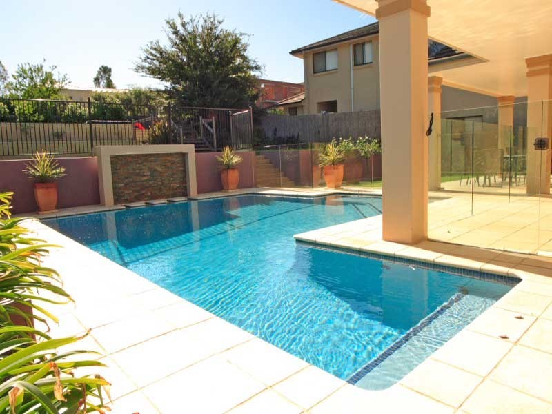 37 Strathwallen Close, Macquarie Links NSW 2565