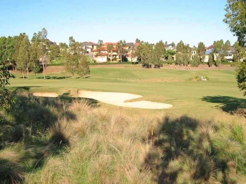 37 Strathwallen Close, Macquarie Links NSW 2565
