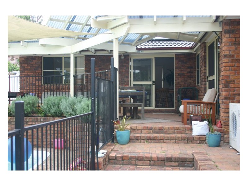 12 Merriman Place, Elderslie NSW 2570