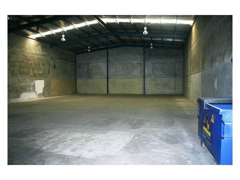 2/11 Stennett Road, Ingleburn NSW 2565