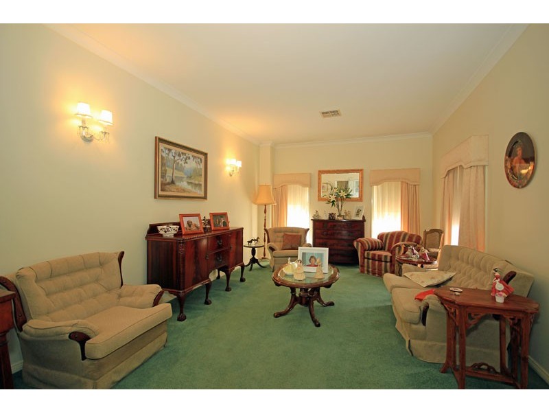 17 Mooresfield Lane, Ellis Lane NSW 2570