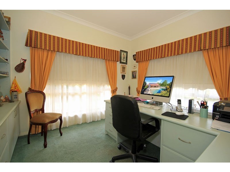 17 Mooresfield Lane, Ellis Lane NSW 2570