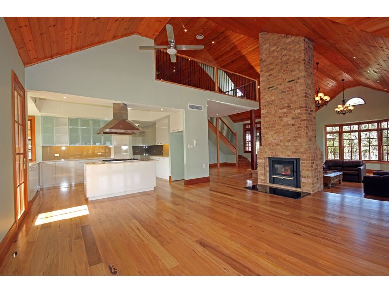 120 Mount View Close, Razorback NSW 2571