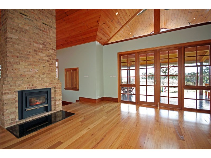 120 Mount View Close, Razorback NSW 2571