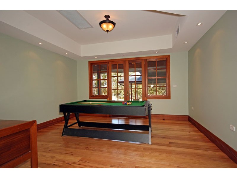 120 Mount View Close, Razorback NSW 2571