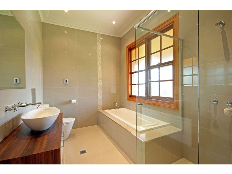 120 Mount View Close, Razorback NSW 2571