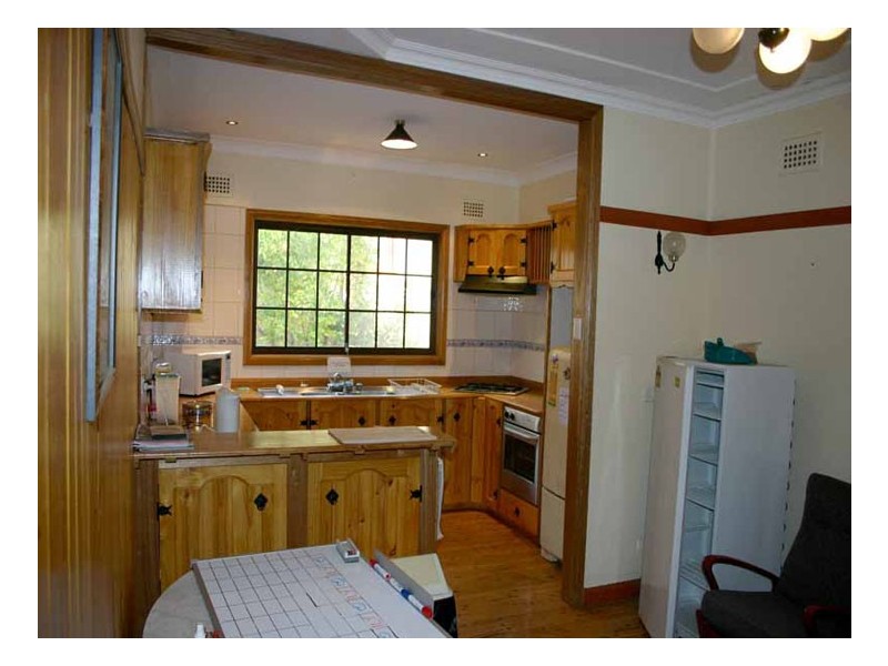 11 Edward Street, Camden NSW 2570