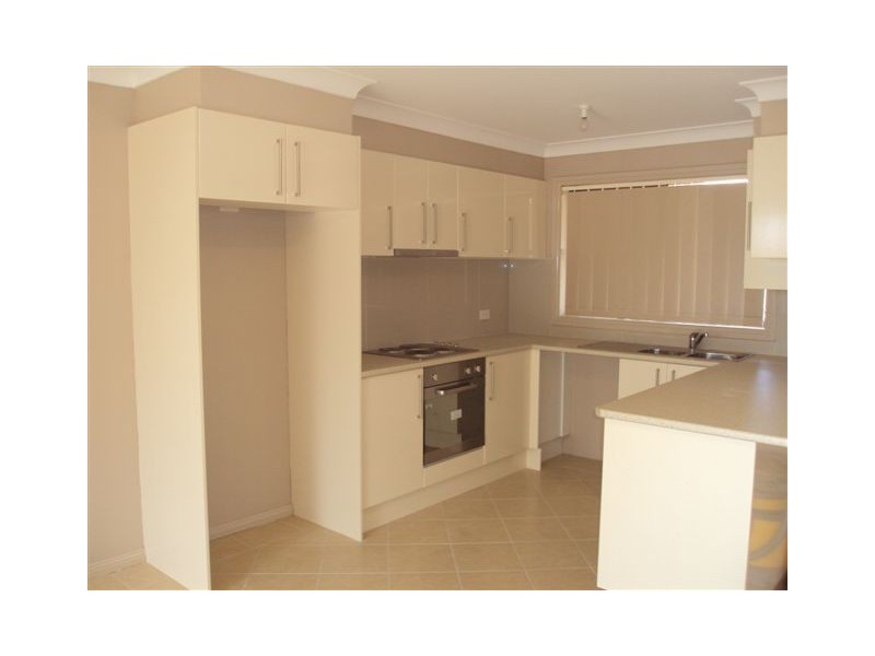 2 13 View Street, Camden NSW 2570