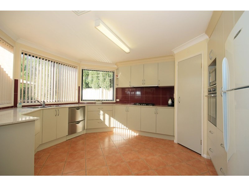 15  Dormer Close, Elderslie NSW 2570