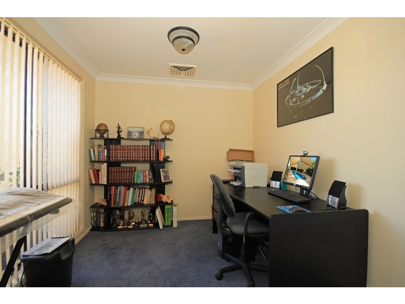 15  Dormer Close, Elderslie NSW 2570