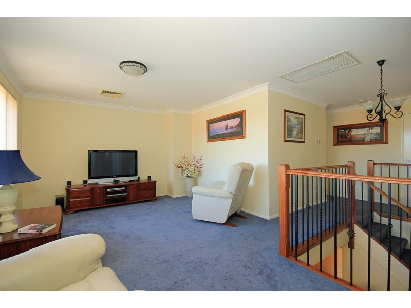 15  Dormer Close, Elderslie NSW 2570