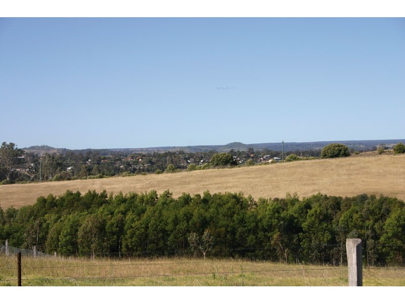 7 Yewens Circuit, Grasmere NSW 2570