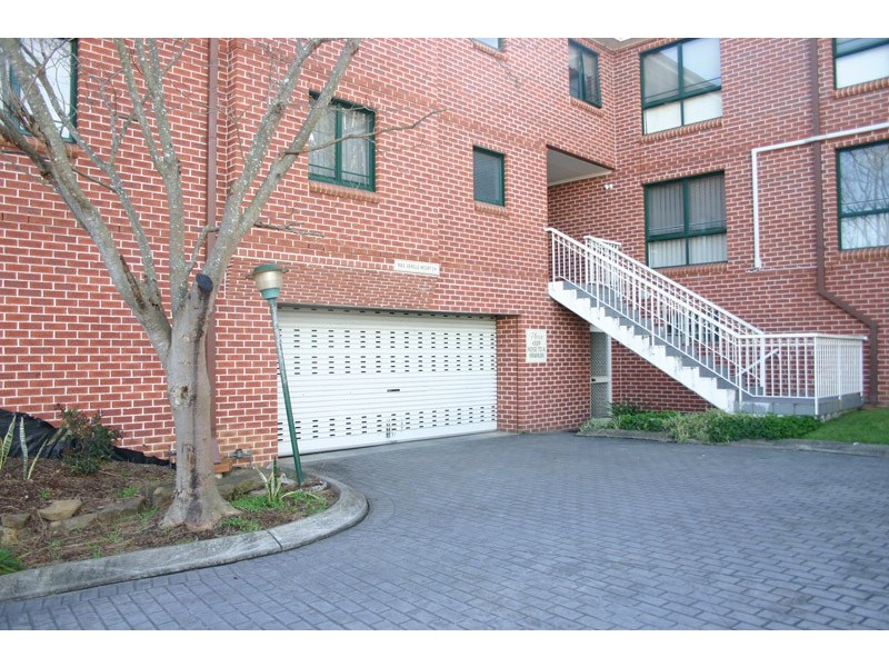 2/52-56 Broughton Street, Camden NSW 2570