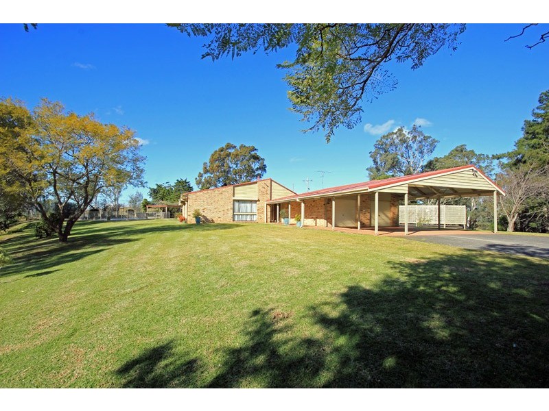 695 Thirlmere Way, Picton NSW 2571