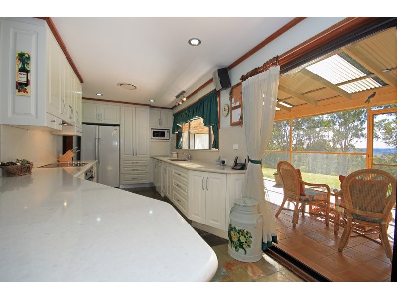 695 Thirlmere Way, Picton NSW 2571