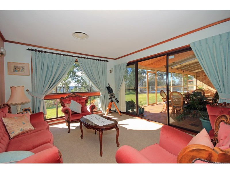 695 Thirlmere Way, Picton NSW 2571
