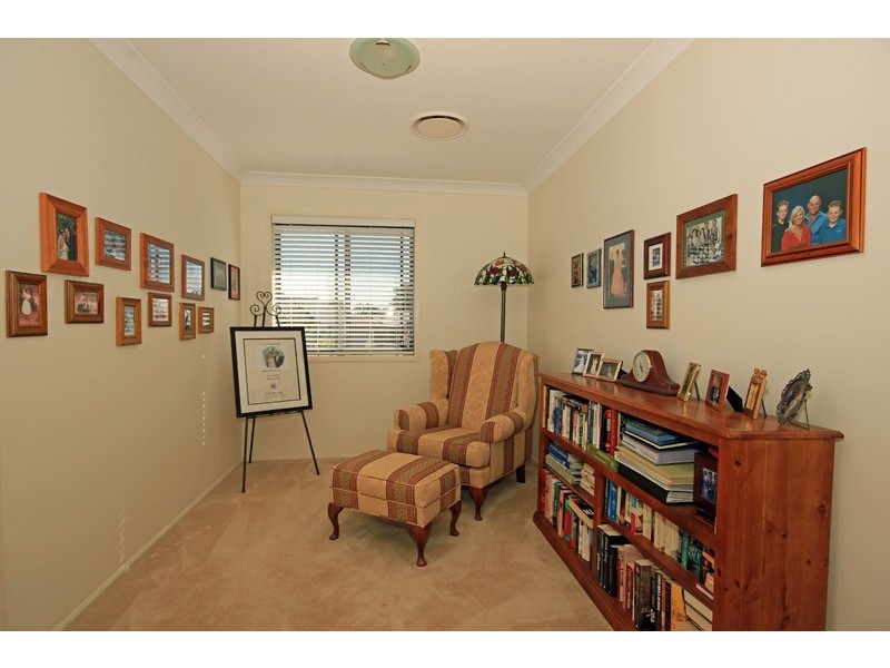 11 Macarthur Circuit, Camden Park NSW 2570