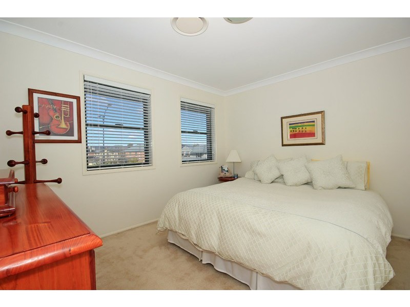 11 Macarthur Circuit, Camden Park NSW 2570