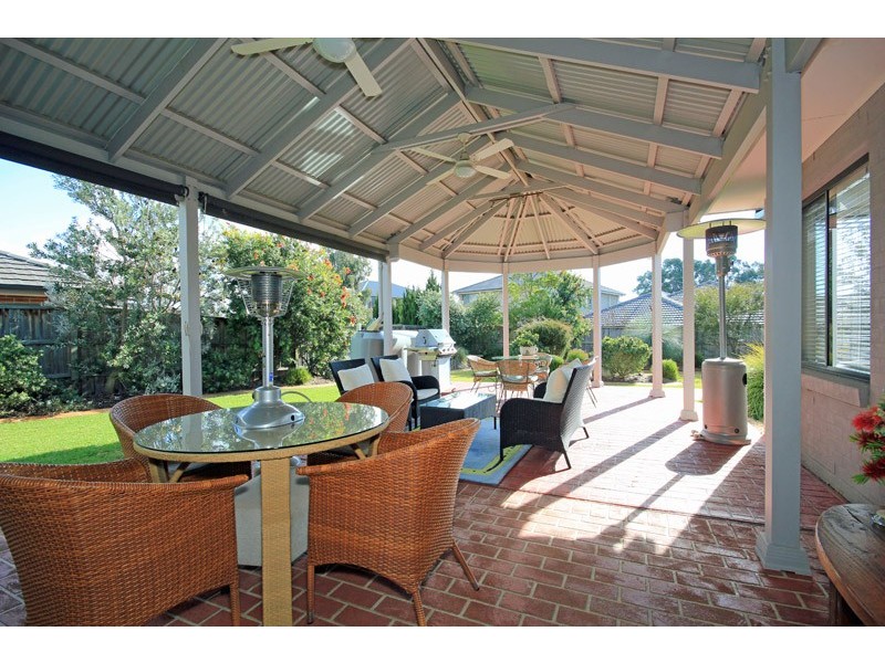 11 Macarthur Circuit, Camden Park NSW 2570