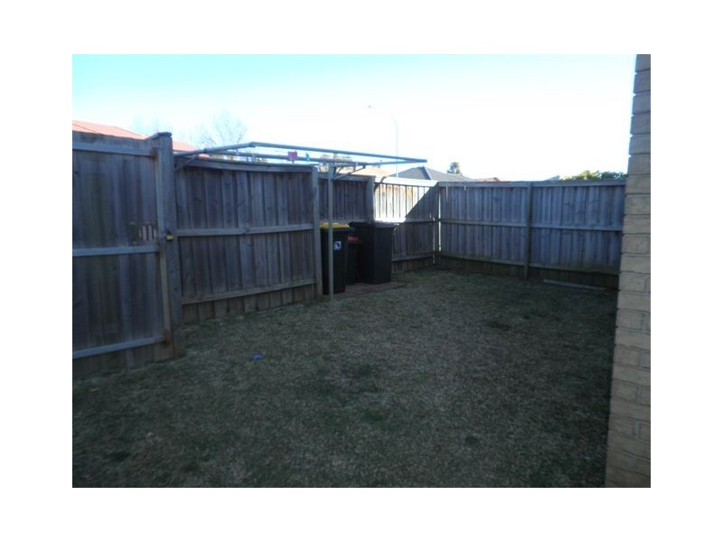 8 Brookview Street, Currans Hill NSW 2567